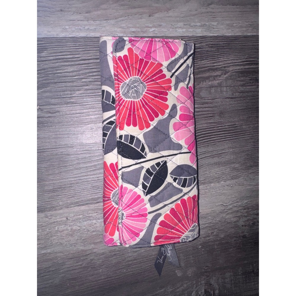 Vera Bradley Violet Quilted Cotton Trifold Wallet Pink Grey Floral